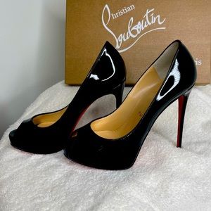 NWT Christian Louboutin. Size 36 Brand New! Never worn